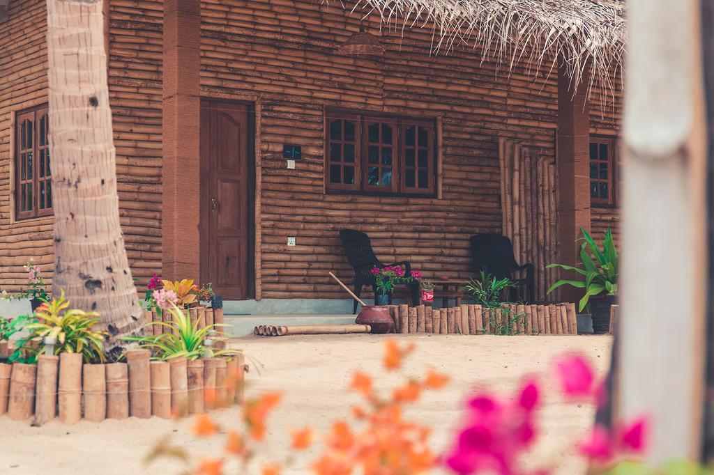 Surfpoint Sri Lanka Kite Village Kalpitiya Exterior foto